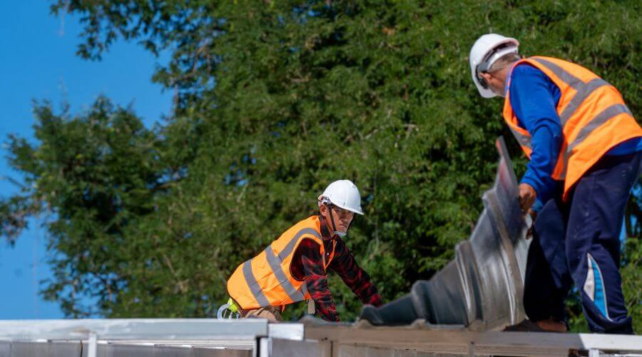 Expert top industrial roofings services in Colfax, ND